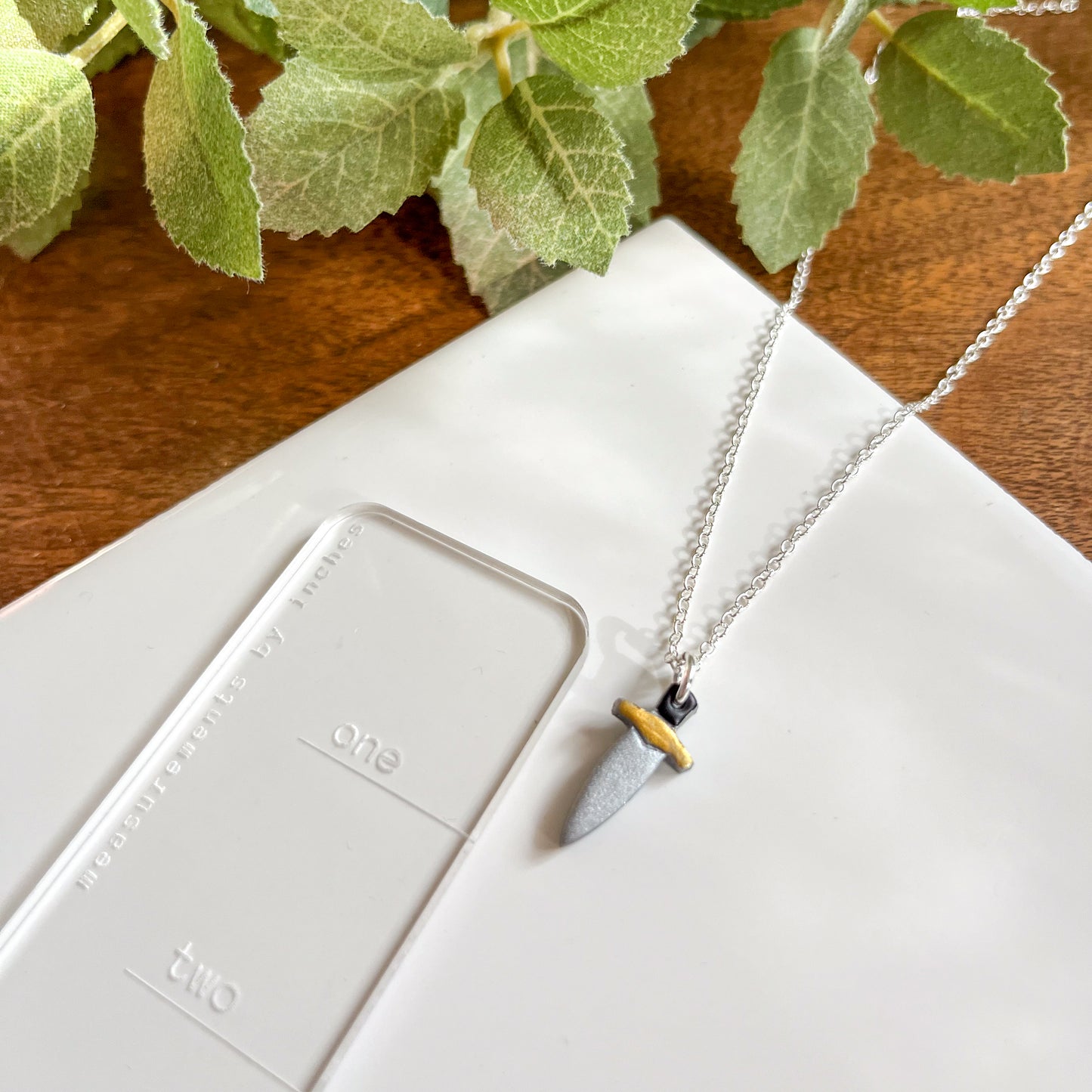 Dagger necklace | 18" chain