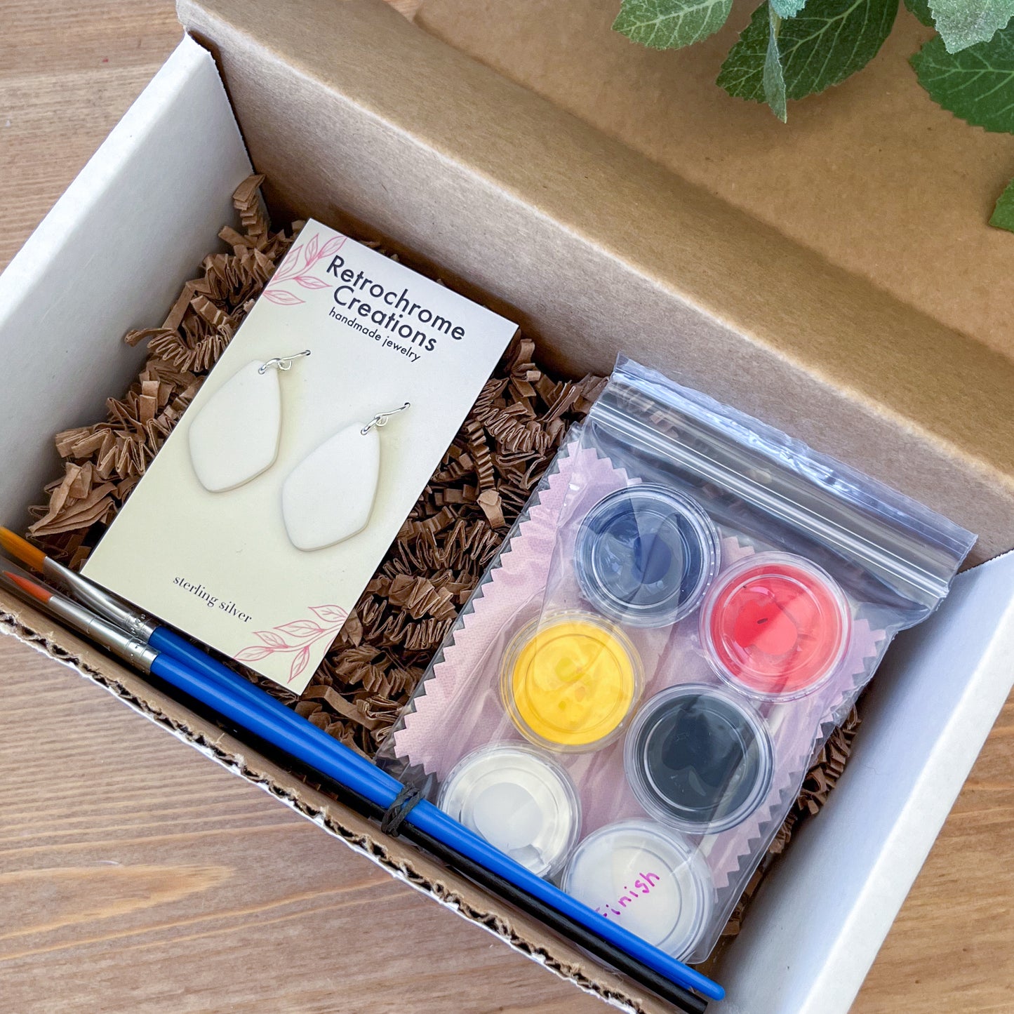 DIY Jewelry Kit | Small Rounded Triangle