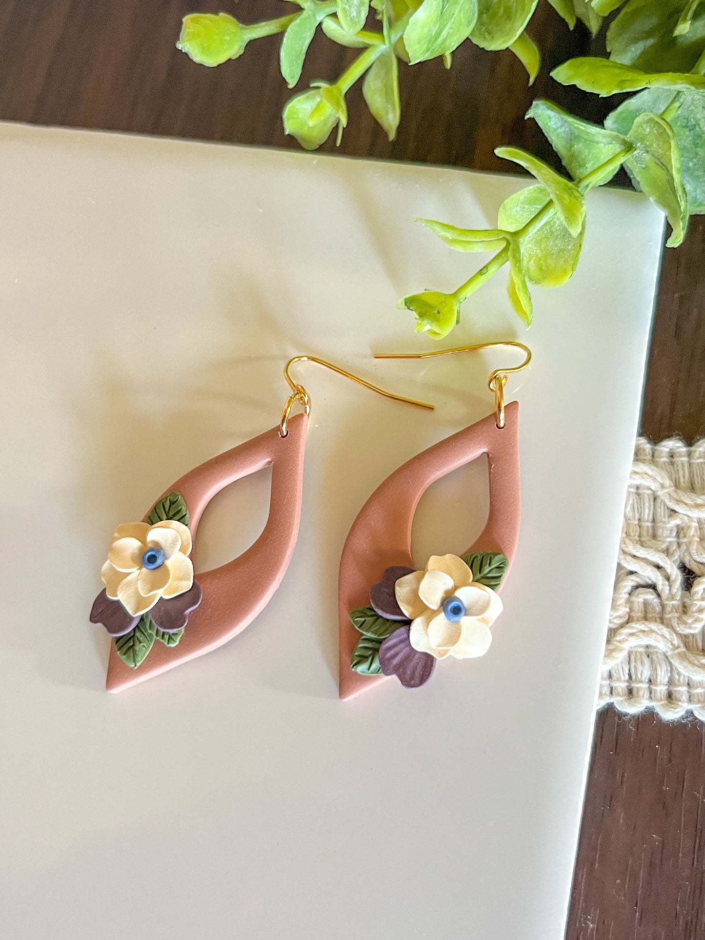 Orange pointed teardrop floral earrings | 18k gold-plated