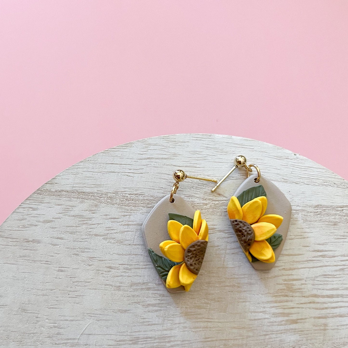 Neutral sunflower earrings | 24k gold plated