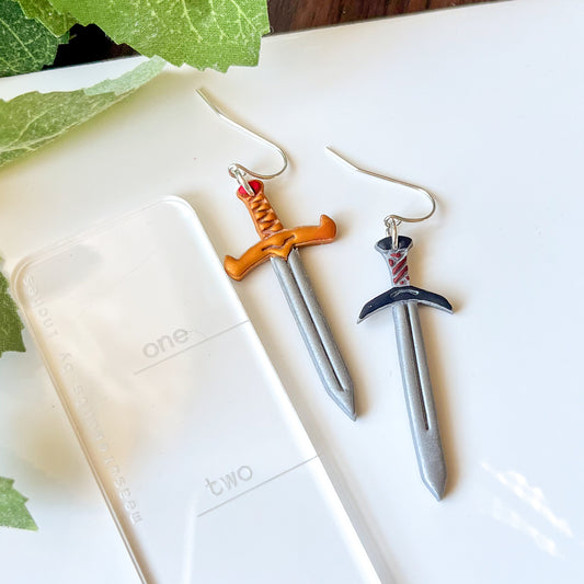 Goldryn + Wind-cleaver Sculpted earrings | Sterling Silver [OFFICIALLY LICENSED]