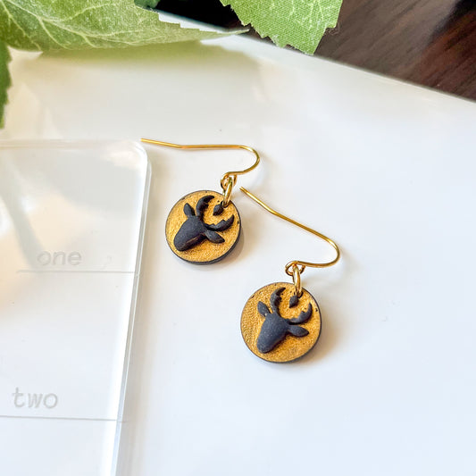 Throne of Glass token earrings | 18k gold plated [OFFICIALLY LICENSED]