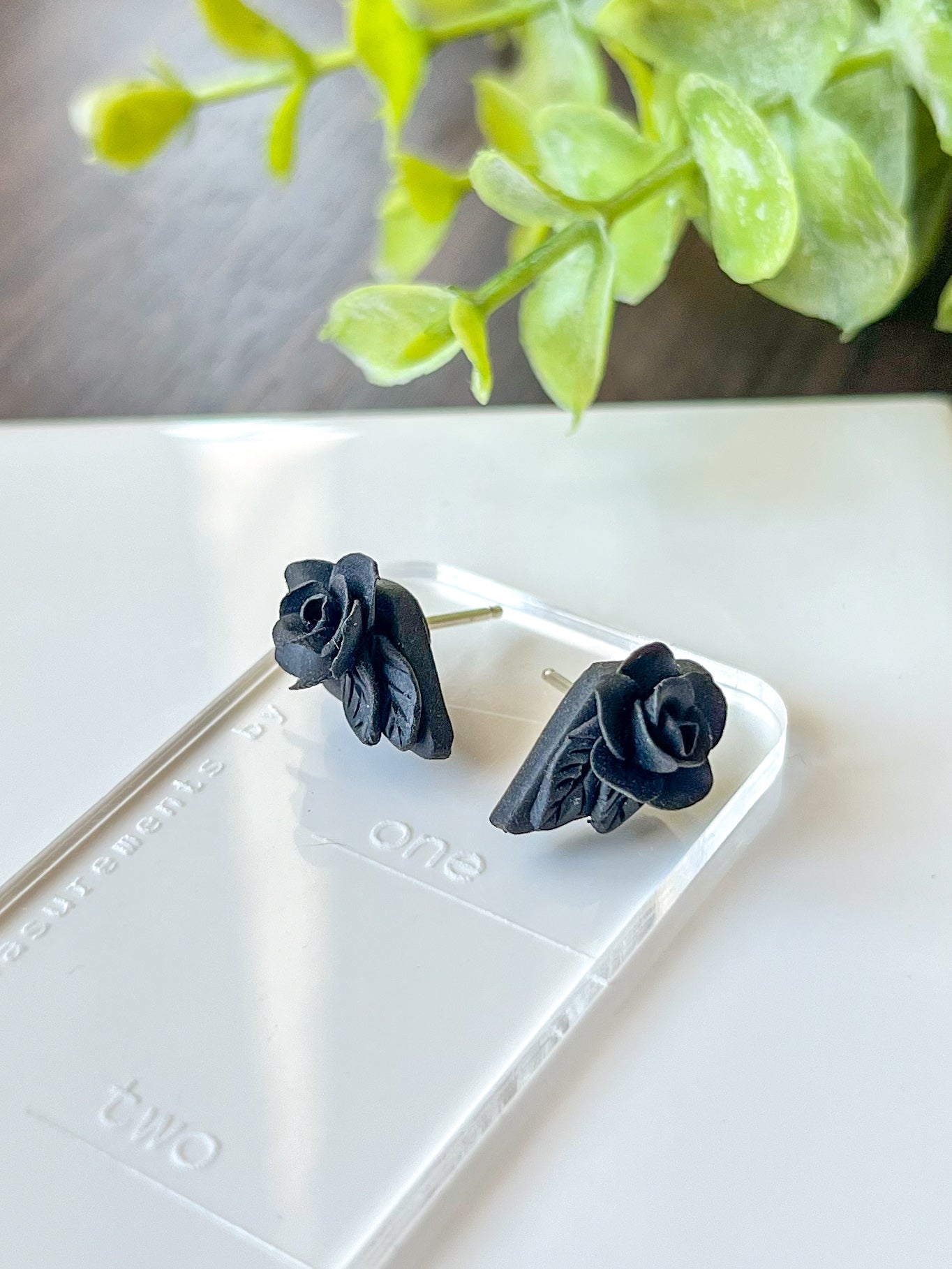 Monochrome black floral studs | sterling silver