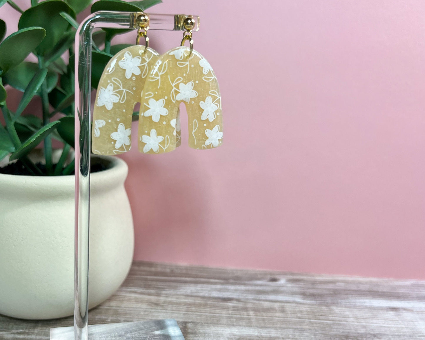 Neutral floral arch earrings | 24k gold plated