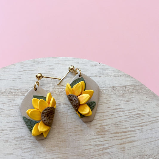Neutral sunflower earrings | 24k gold plated