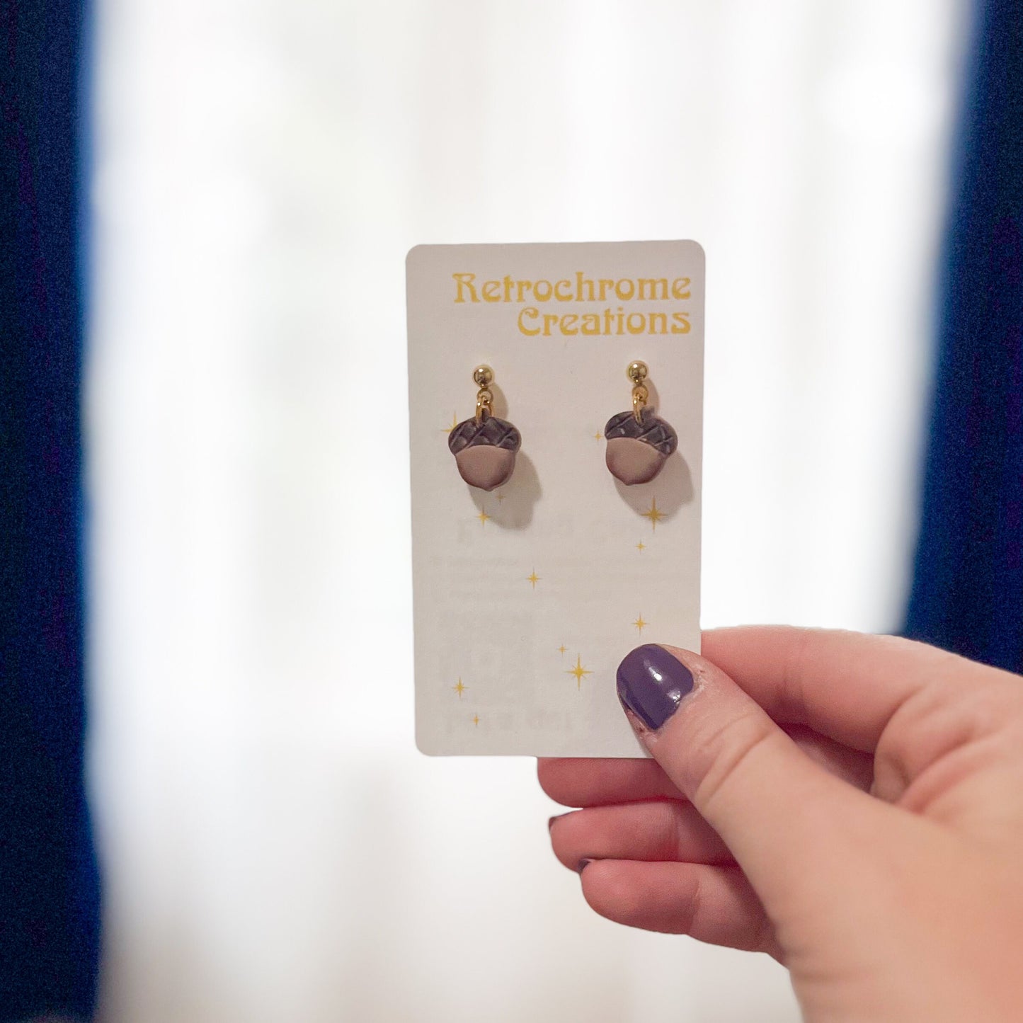Dainty acorn dangle earrings | 24k gold plated