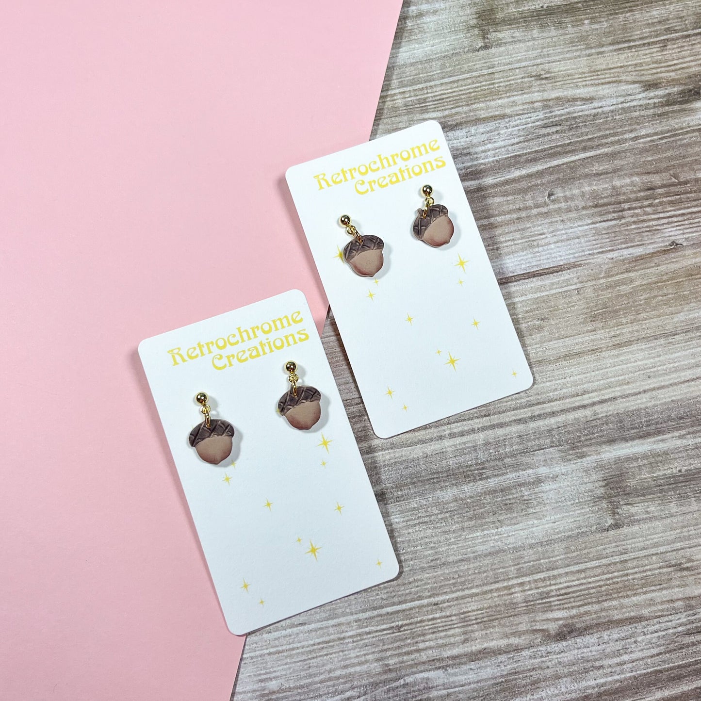 Dainty acorn dangle earrings | 24k gold plated