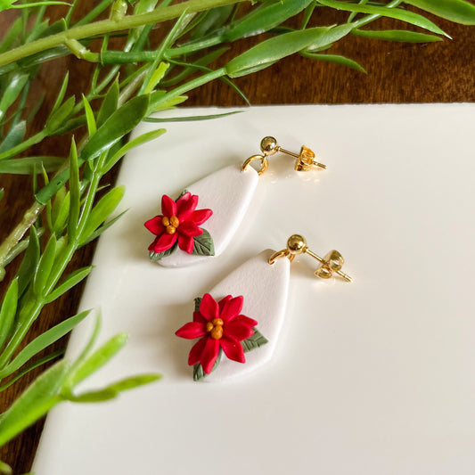 White earrings with poinsettia detail | 24k gold plated